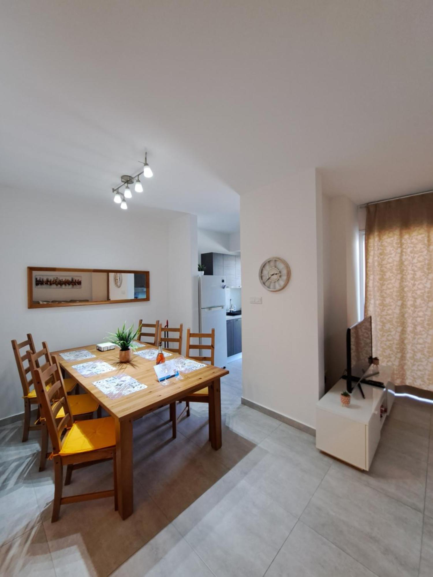 Albert'S Apartment St Lazarus 402 B - First Floor 라르나카 외부 사진